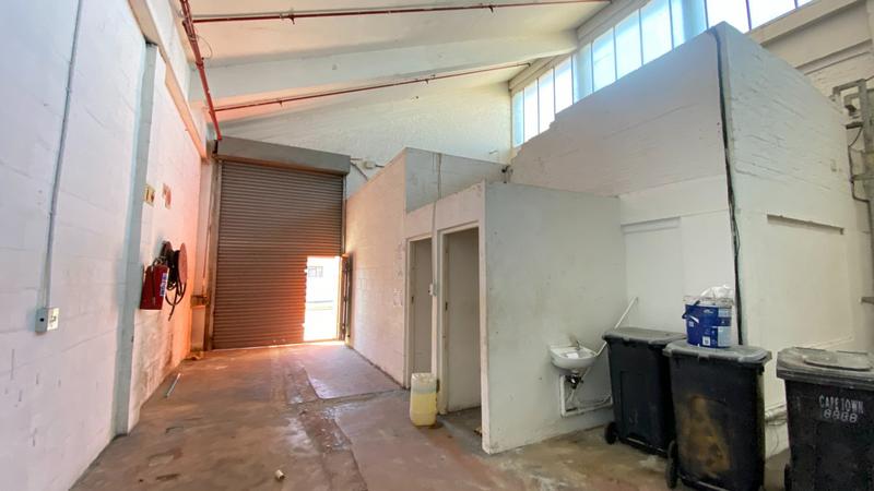 To Let commercial Property for Rent in Maitland Western Cape